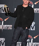 208.jpg
